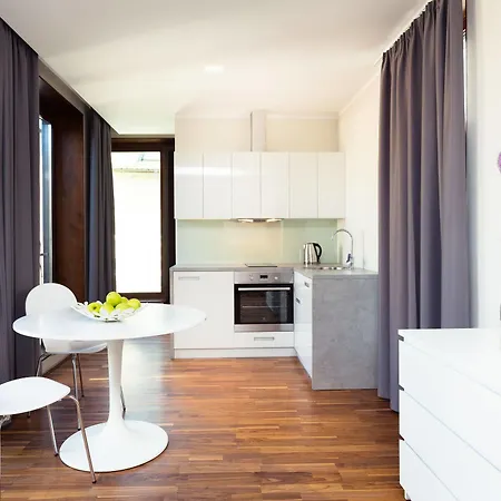 Aparthotel Konrad Old Town 4*